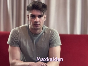 maxkaiden Gay Zone 24