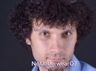 NoUnderwear07