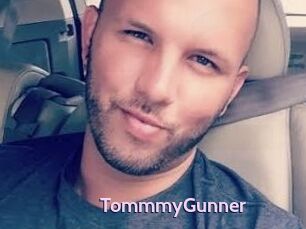 TommmyGunner